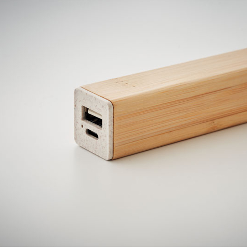 Powerbank with bamboo housing - Image 4